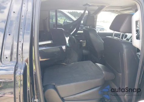 2017 Chevrolet Suburban Premier из США, поврежденный, VIN 1GNSKJKC4HR171509